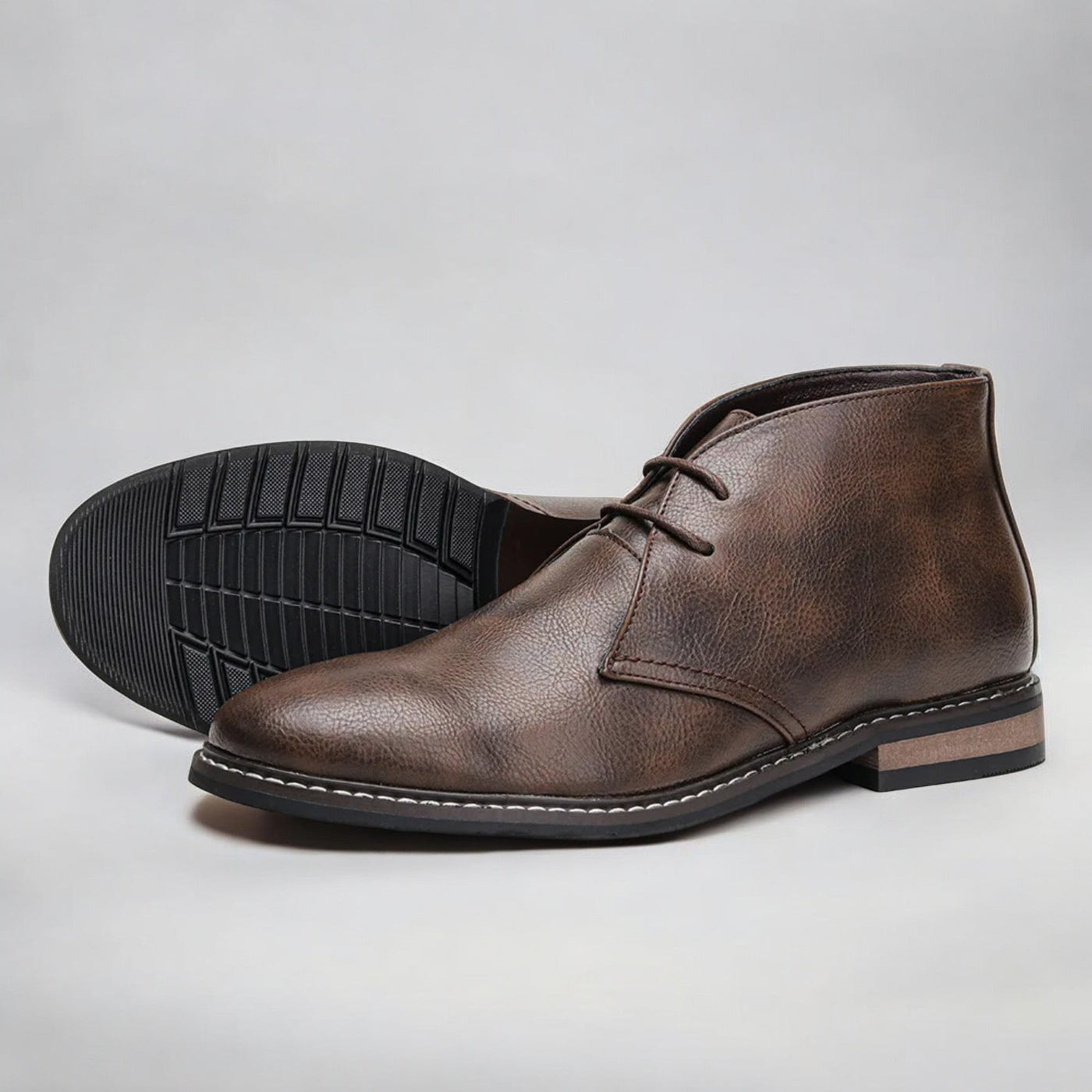 Henry™ | Leather chukka boot