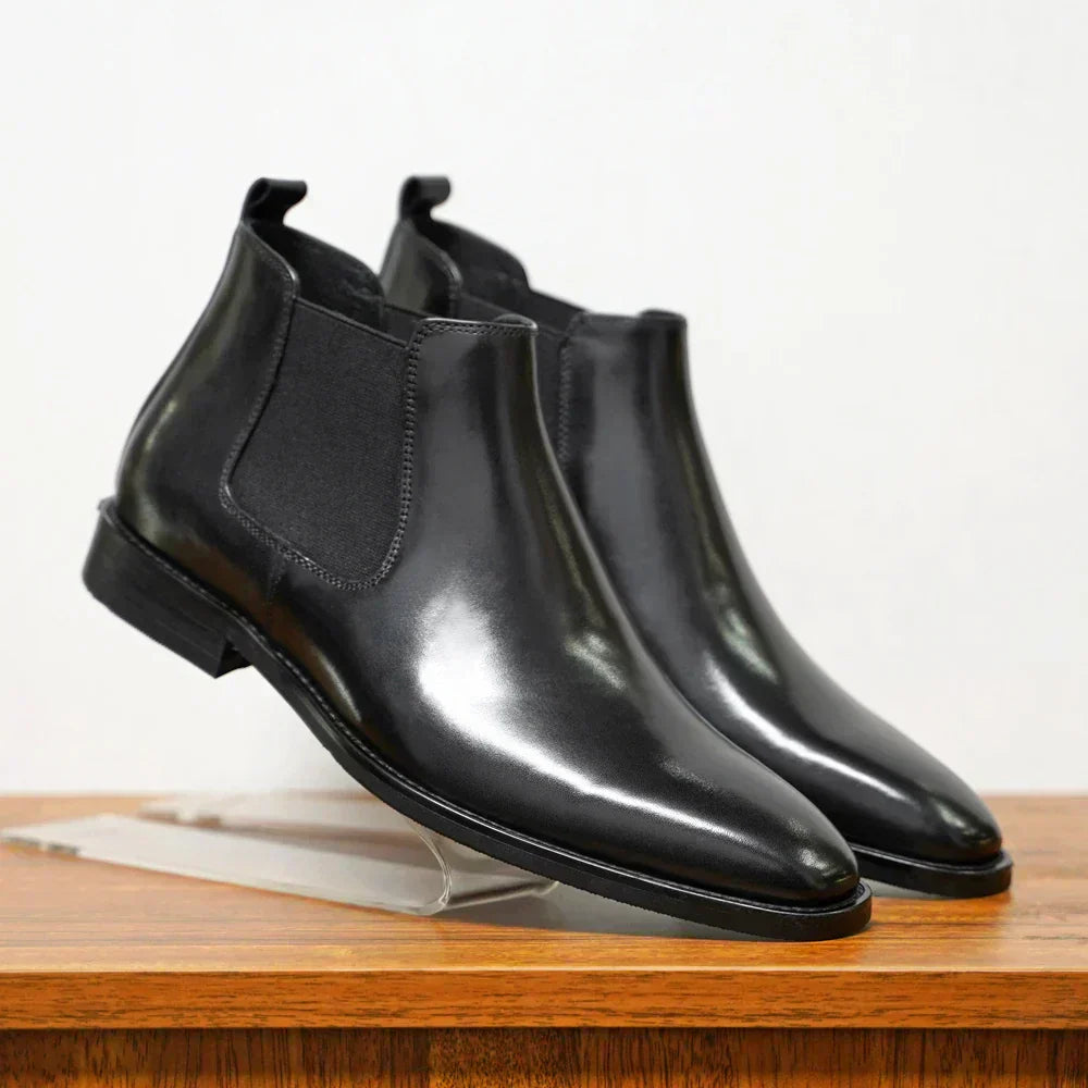 Isaac™ | Sophisticated leather Chelsea boots